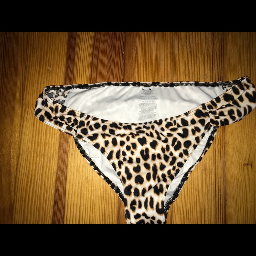 Bikini bottoms